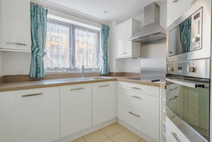 Kitchen- click for photo gallery